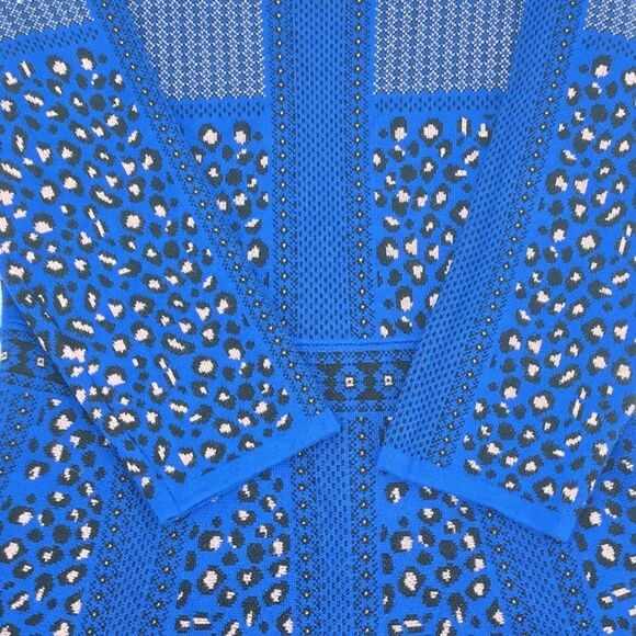 GB Girls Leopard Print Sweater Skater Dress Sixe XL Blue, Black & Light Pink - Picture 4 of 14